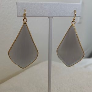 Grey agate earrings.